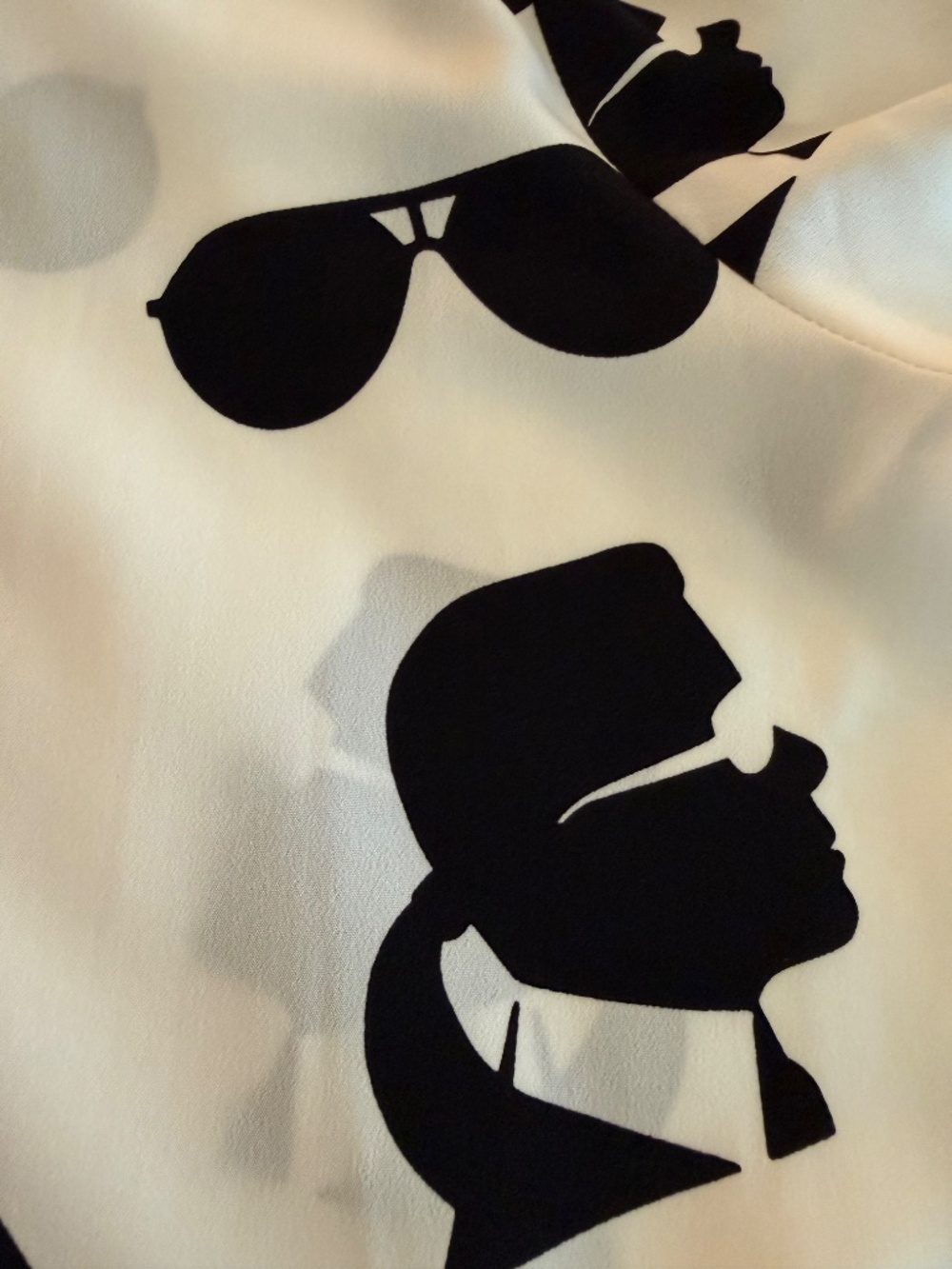 Karl Lagerfeld Paris Eiffel Tower Graphic Blouse L NWOT Toggle Sleeve Shirt - Picture 11 of 16